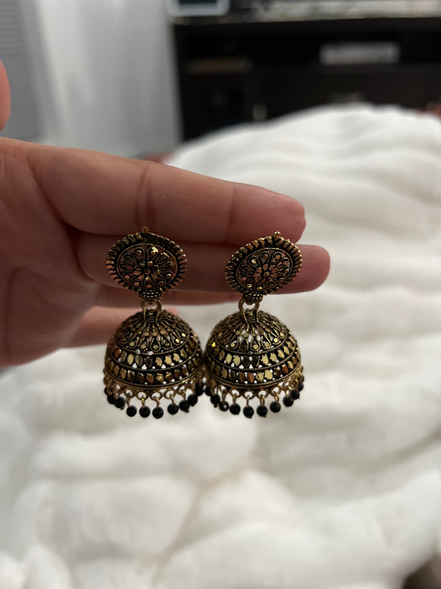 Black Jhumka